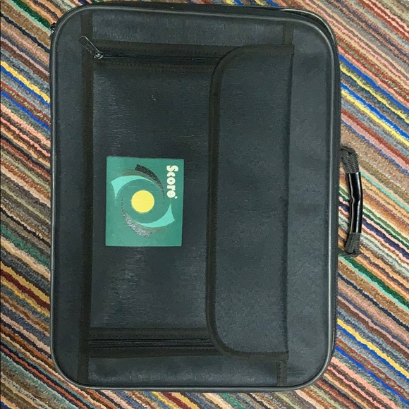 Laptop Travel Case - Picture 1 of 4